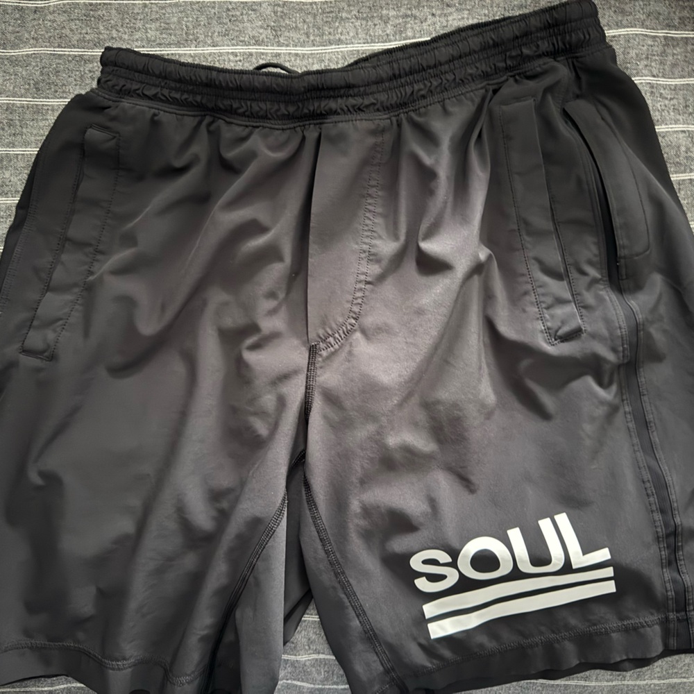 SoulCycle lululemon pace breaker men’s athletic shorts